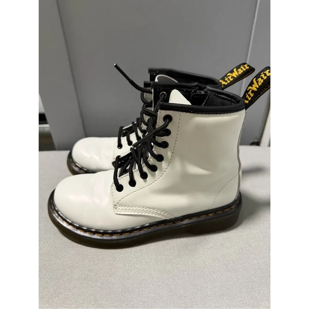 Dr. Martens classic dr